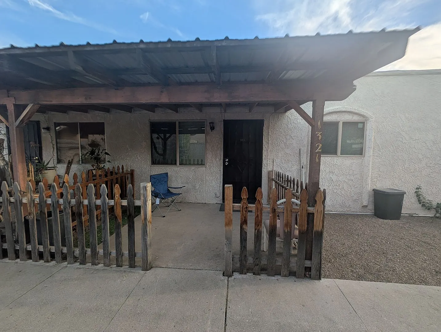 4 Plex - 2 Bedroom Unit and 1 Bath for Rent. — Photo 1