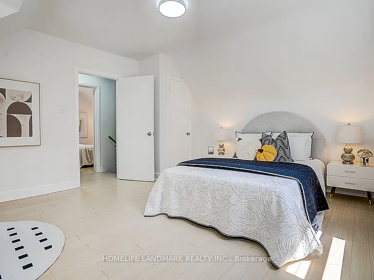 335 Willowdale Ave — Photo 29