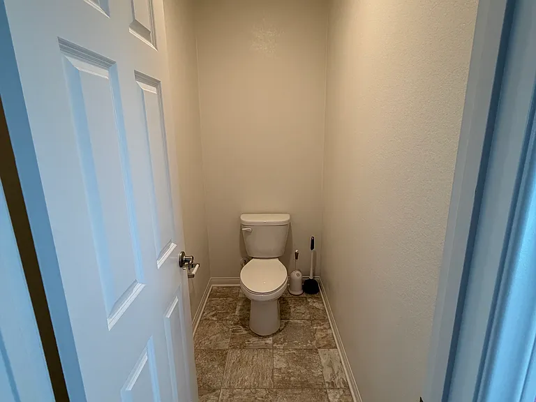 20945 Telegraph Rd #1 — Photo 6