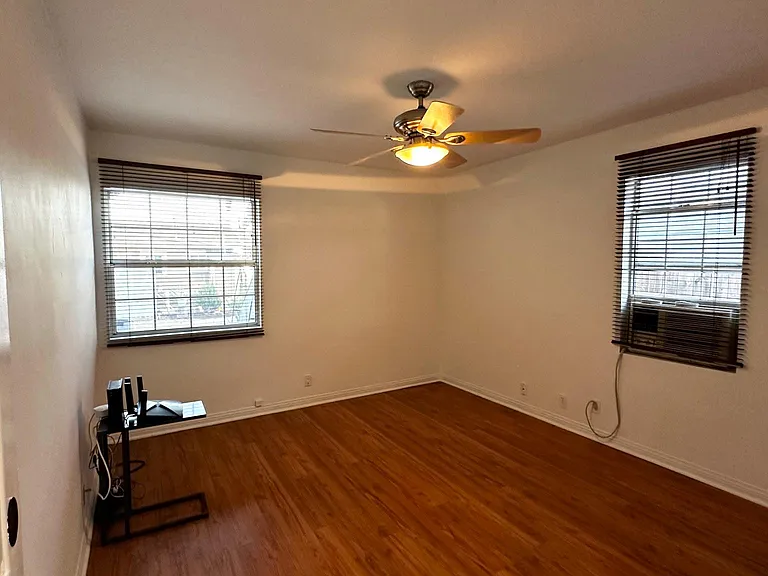 2133 N Buena Vista St — Photo 35