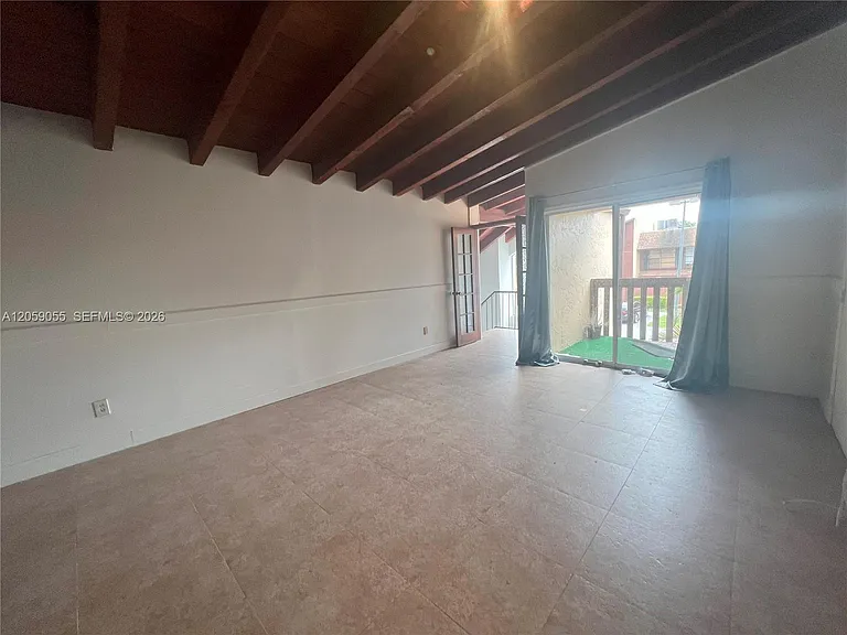 6211 SW 116th Pl #F — Photo 7