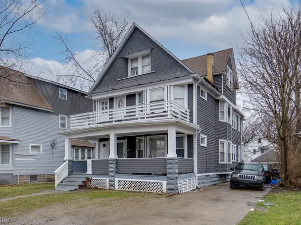 2113 W 98th St, Cleveland, OH 44102