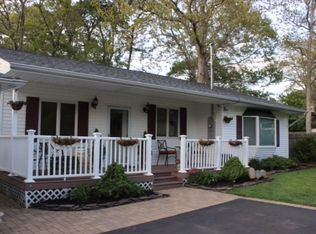 15 Ferndale Ave, Selden, NY 11784
