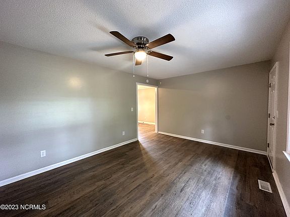 4th image of 111 River Drive