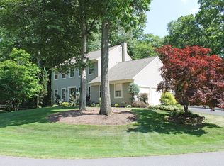 252 Timber Knoll Dr, Bear, DE 19701