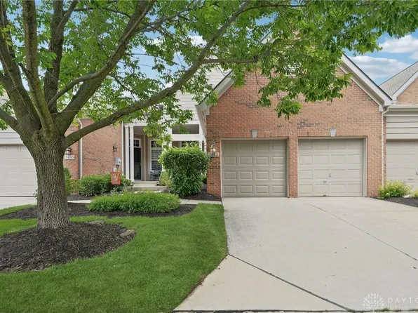 7482 Great Waters Ln, West Chester, OH 45069