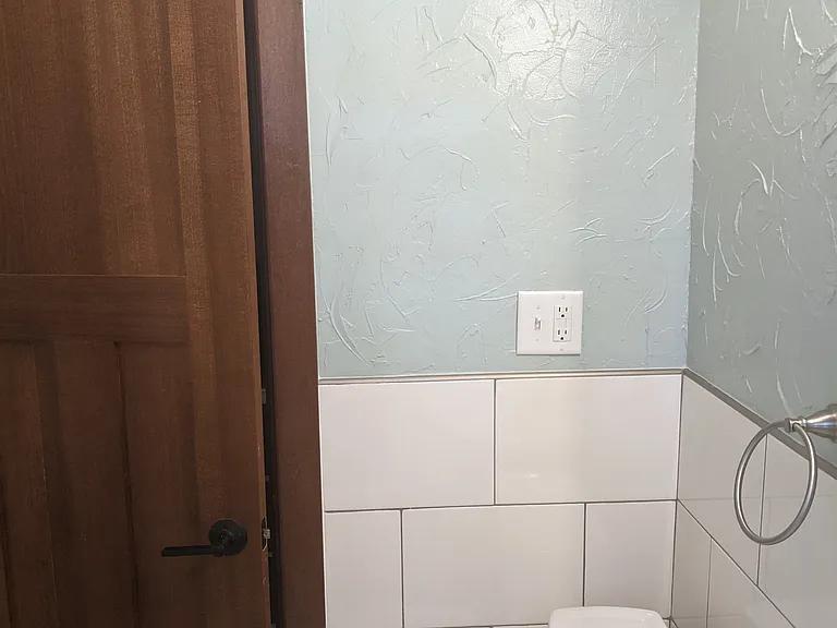 2733 Girard Ave S #303 — Photo 24