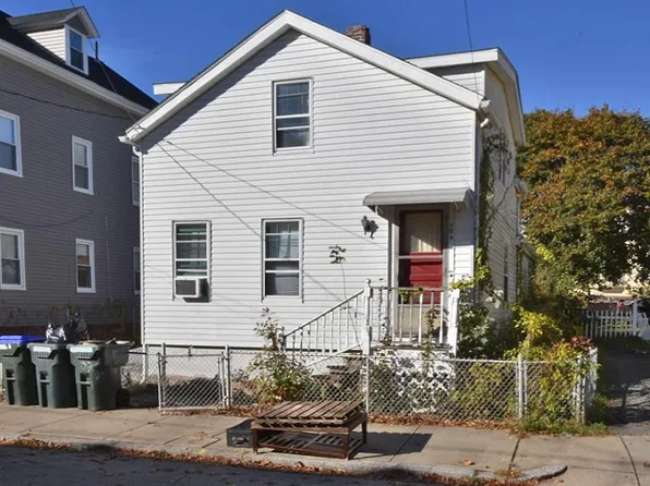 106 Florence St, Providence, RI 02909