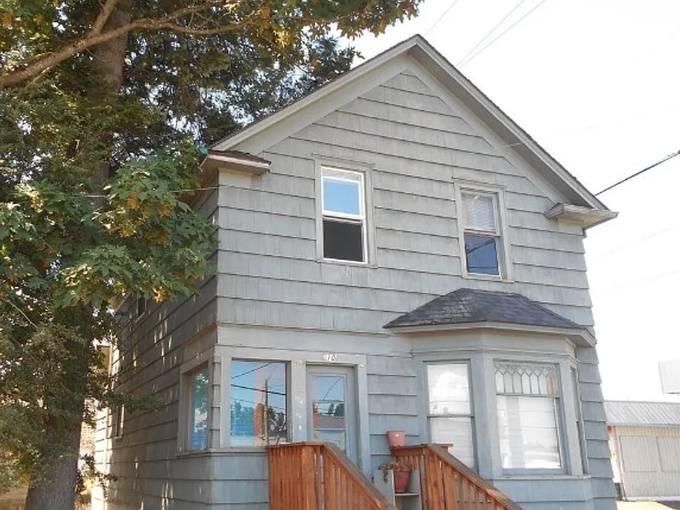 410 E Champion St