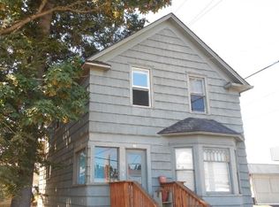410 E Champion St, Bellingham, WA 98225