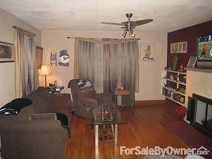2nd image of 3309 W 5th Ave