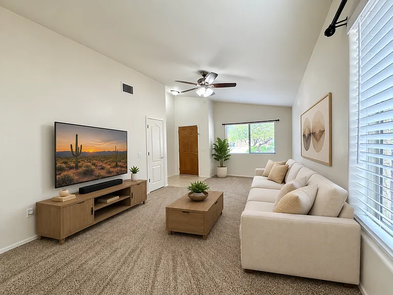 7304 E Laughing Tree Ln — Photo 8