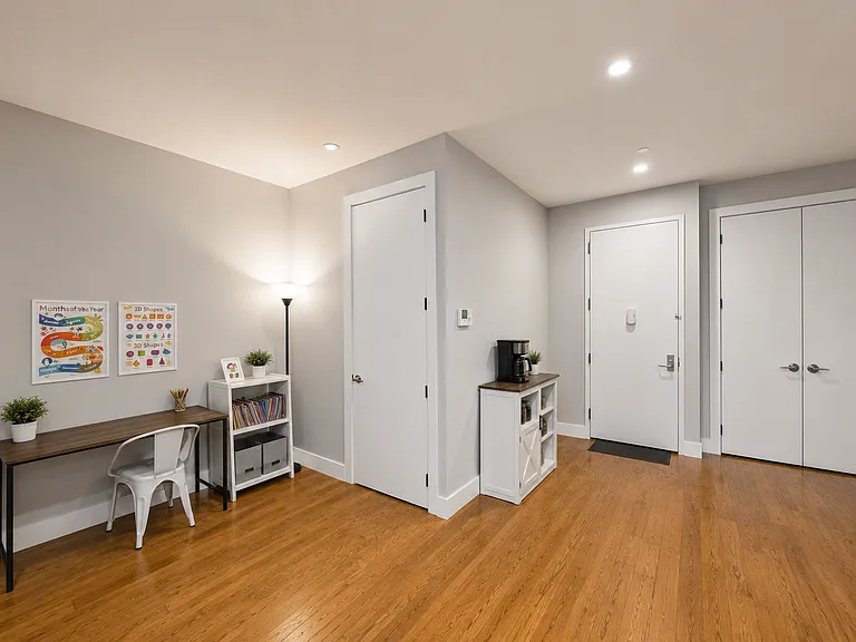 351 Kosciuszko St #2B — Photo 3