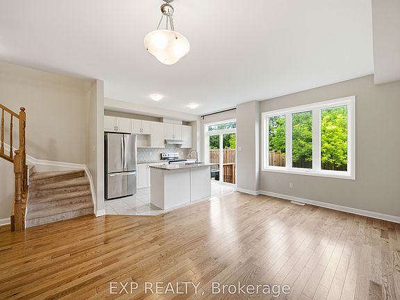 5th image of 222 Geyser Pl