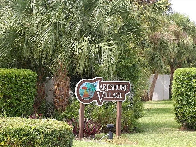 3946 Wilshire Cir E #168 — Photo 46