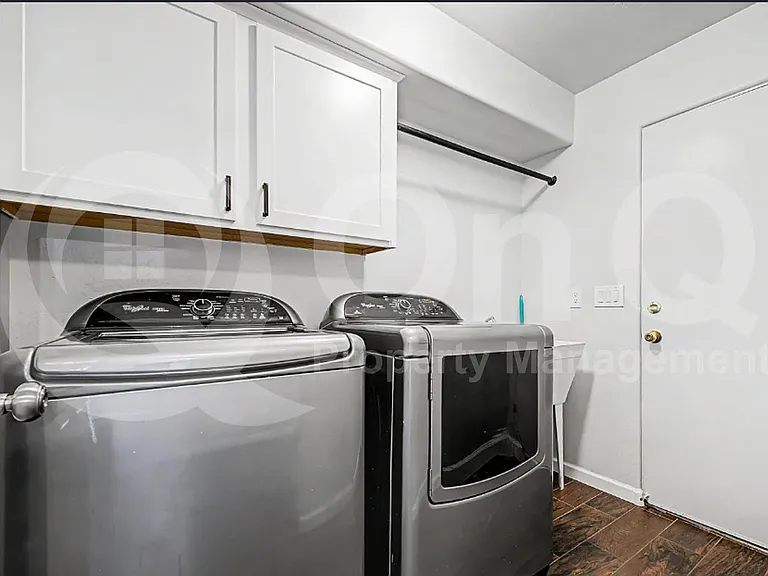 1414 E Grovers Ave #5 — Photo 10