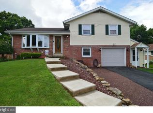 630 Whitney Ave, Reading, PA 19605