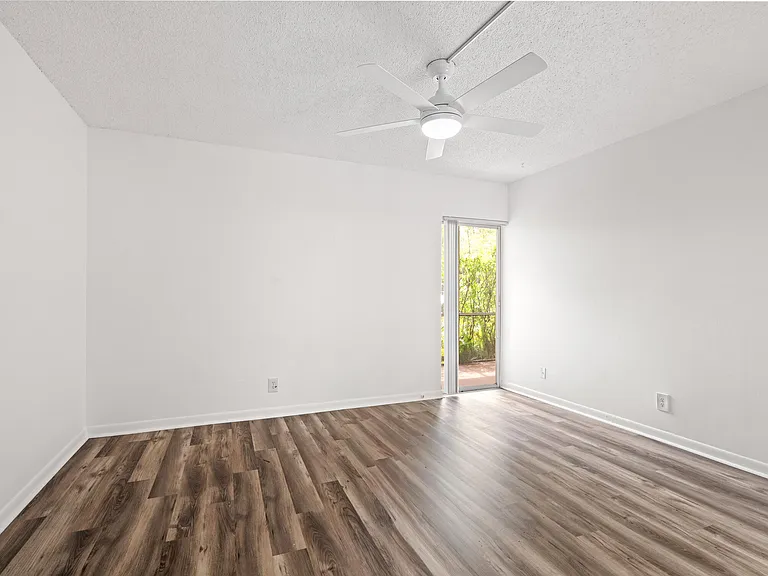 630 NW 13th St #150 — Photo 13
