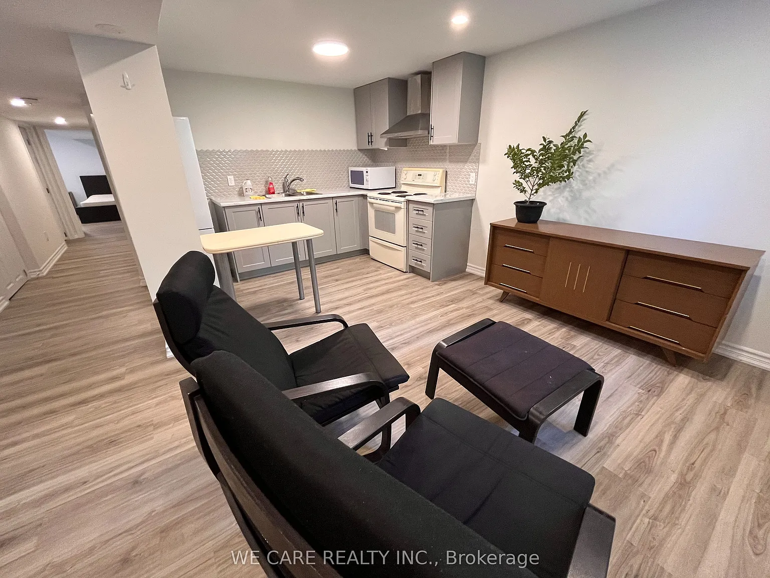 1 bed, $1,600 — Photo 2