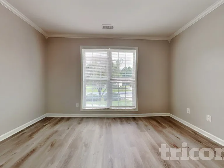 241 Gray Ghost St — Photo 7