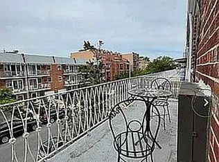 31-47 37th St #3, Astoria, NY 11103