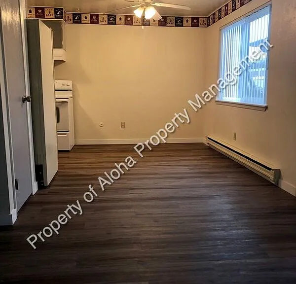 1159 N Arthur Ln — Photo 4