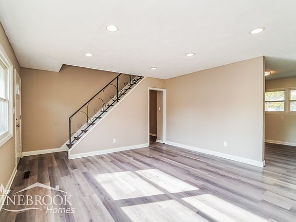 4th image of 4826 Folger Dr