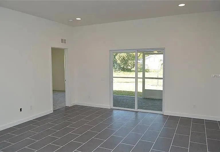 2820 S Shade Ave — Photo 9