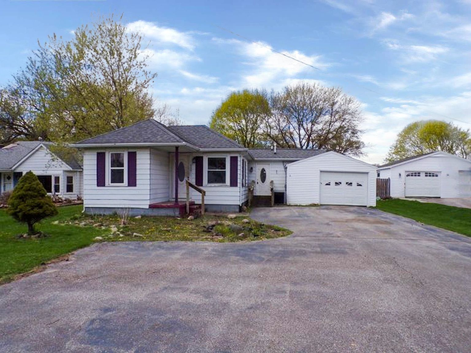 200 Adams Rd, Saginaw, MI 48609 MLS 50107367 Zillow