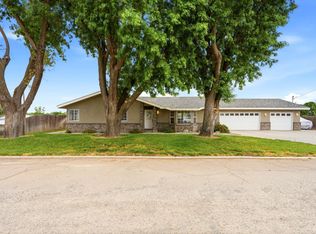 14th Avenue, Hanford, CA 93230