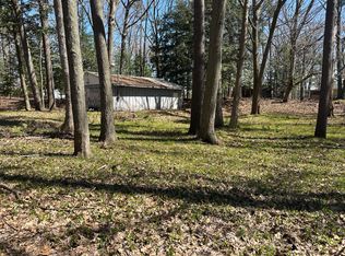 361 E Piney Rd, Manistee, MI 49660