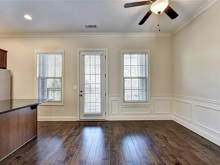 2448 Tenor Ln — Photo 28