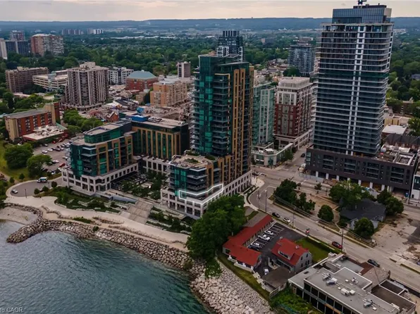 2060 Lakeshore Rd #308, Burlington, ON L7R 0G2