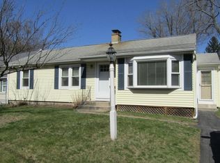 129 College St, Worcester, MA 01610