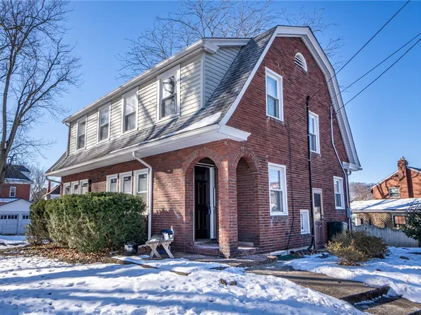 725 4th St, Oakmont, PA 15139