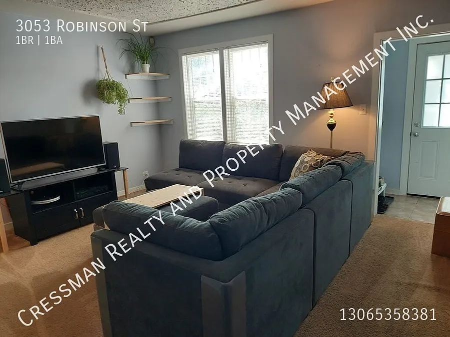 3053 Robinson St — Photo 2