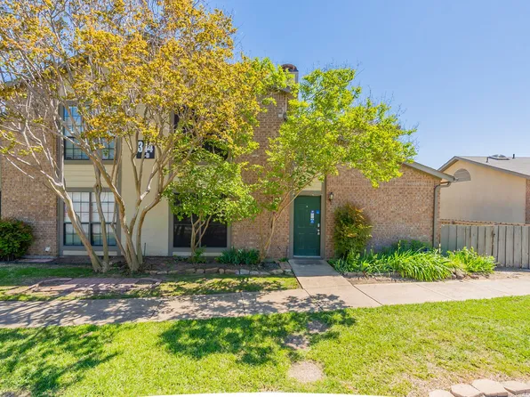 344 W Harwood Rd APT B, Hurst, TX 76054