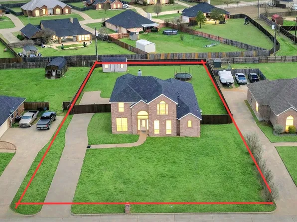 513 Timberside Dr, Terrell, TX 75161