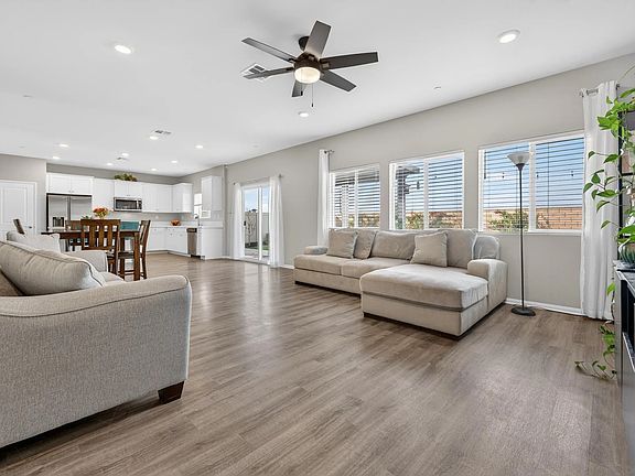 3rd image of 28331 Memory Ln