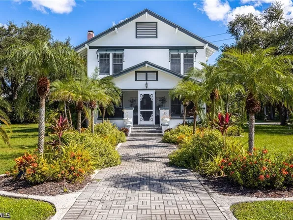 3650 McKinley Ave, Fort Myers, FL 33901