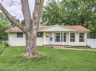 125 Florissant Park Dr, Florissant, MO 63031