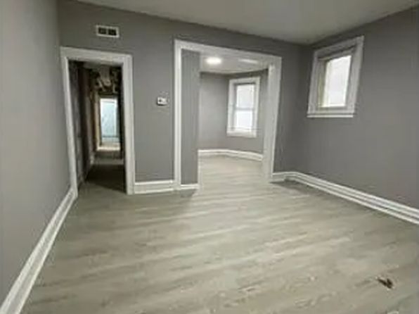 3599 Clifton Ave #1