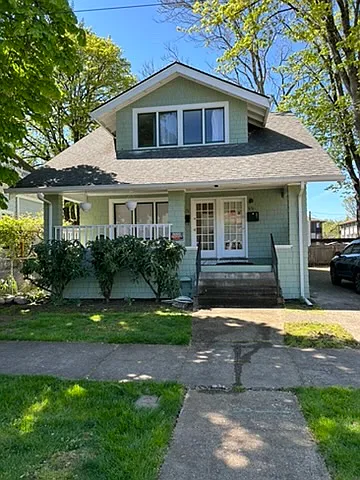 876 Lawrence St — Photo 2