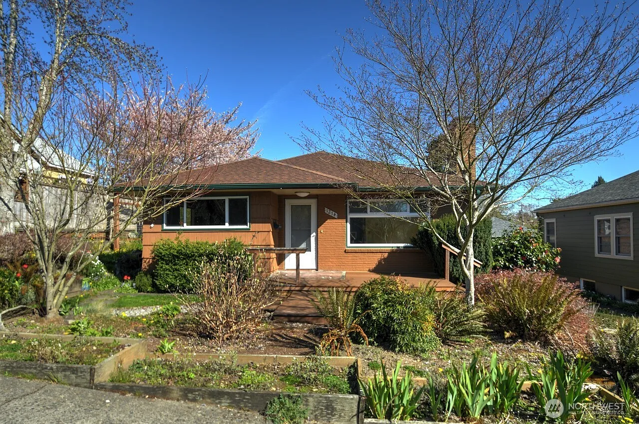 1214 7th Avenue SW photo 1
