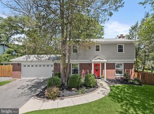 512 Camelot Ct, Odenton, MD 21113