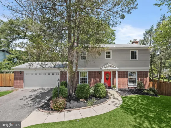 512 Camelot Ct, Odenton, MD 21113