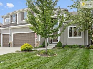 16489 W 165th St, Olathe, KS 66062