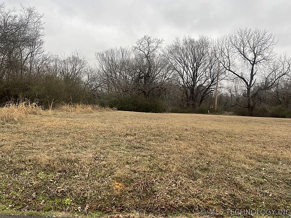 2nd image of 1214 S 23rd St