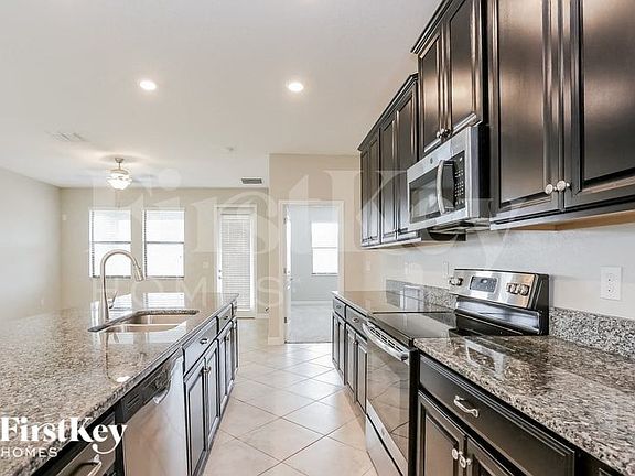 5th image of 9811 Ivory Dr