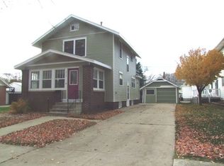 318 Michigan St, Storm Lake, IA 50588